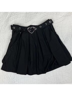 Hot Topic Black Pleated Skirt with Heart